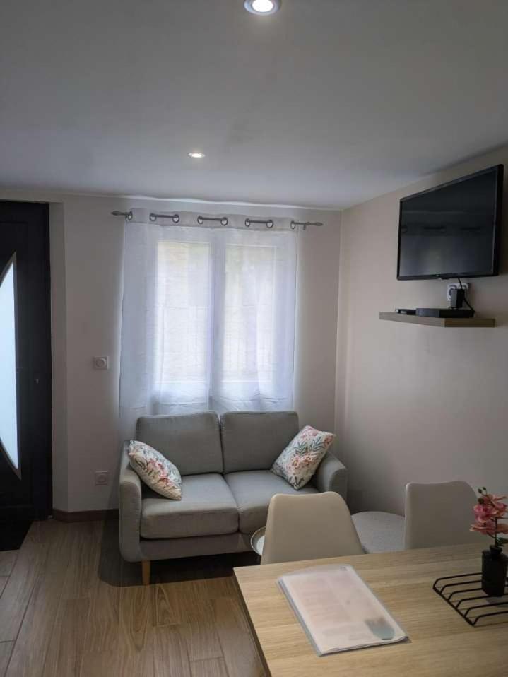 Apartamento Le Petit Cocon Pont-Évêque Exterior foto