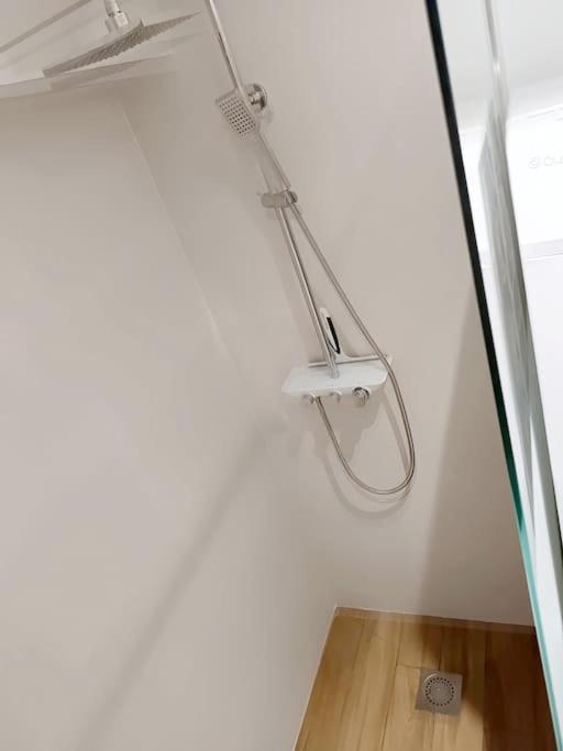Apartamento Le Petit Cocon Pont-Évêque Exterior foto